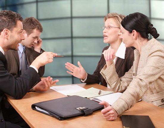 اعضای تیم‌ کاری