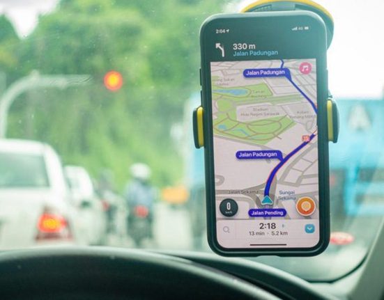مسیریابی waze