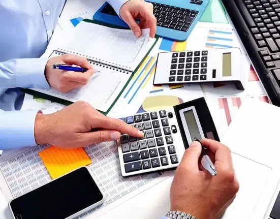 مالی چی اپلیکیشنی برای برون سپاری خدمات مالی و مالیاتی