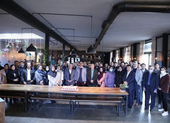 چهاردهمين رويداد نون بربری در کارخانه نوآوری آزادی برگزار شد