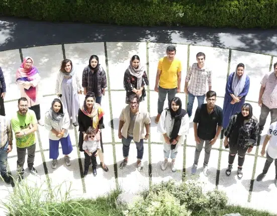 سامانه آموزش لایوبوک گلتفرم آموزش آنلاین دانش‌آموزان