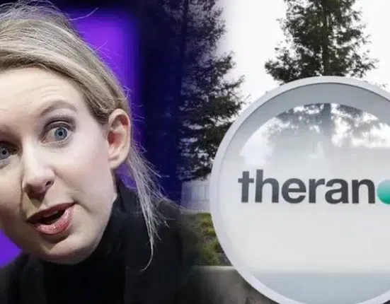 الیزابت هلمز (Elizabeth Holmes)، بنیانگذار استارتاپ ترانوس