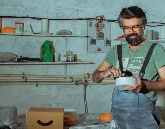 مارکت پلیس دیجی‌کالا بستری است که امکان خرید از چند ده هزار تامین کننده متفاوت را برای مشتریان فراهم می‌کند