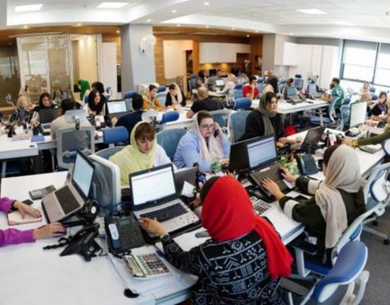 پیوان بازیگر مهم تجارت آنلاین بازار آهن