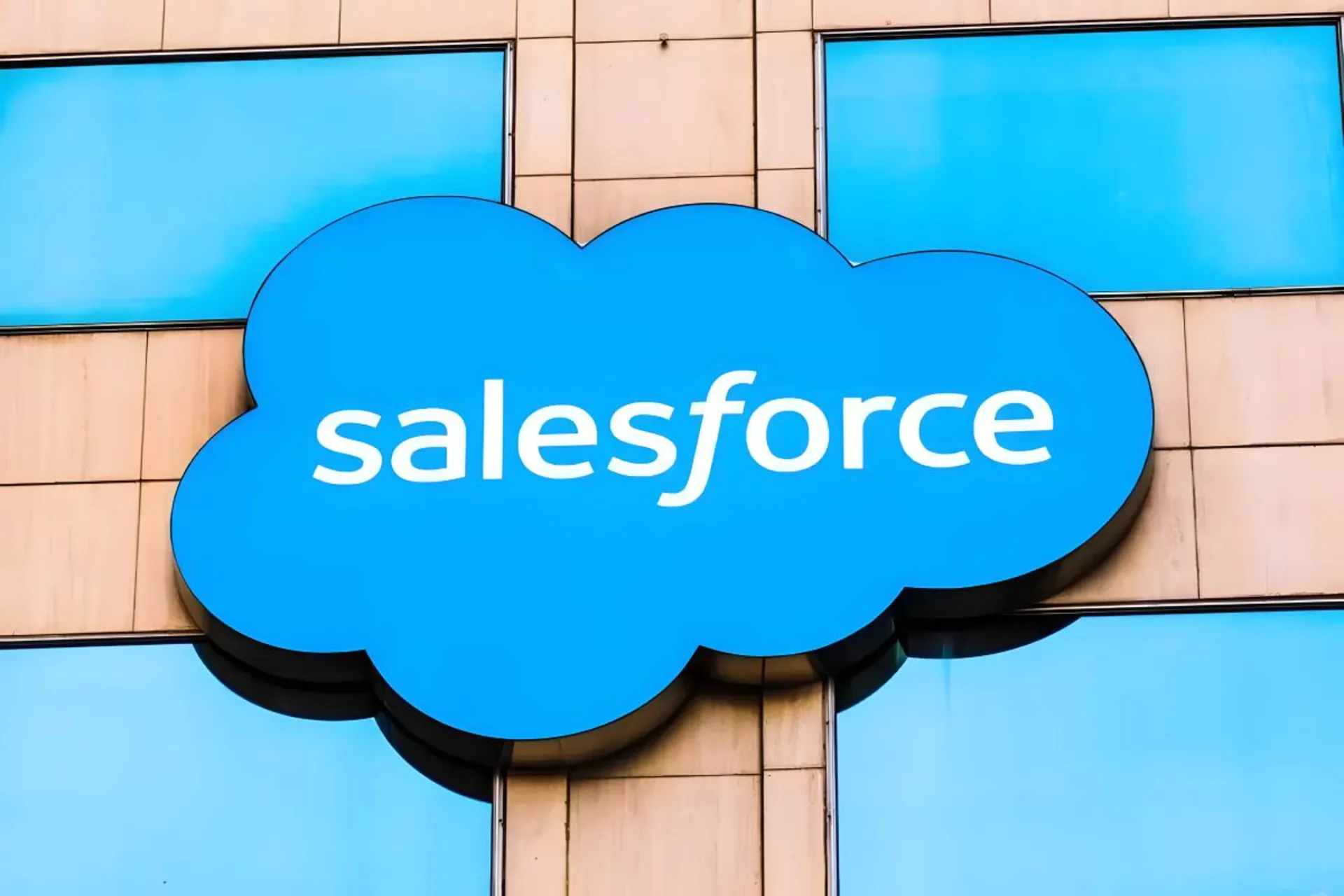 لیست شرکت‌های سیلیکون ولی:سیلزفورس (Salesforce)