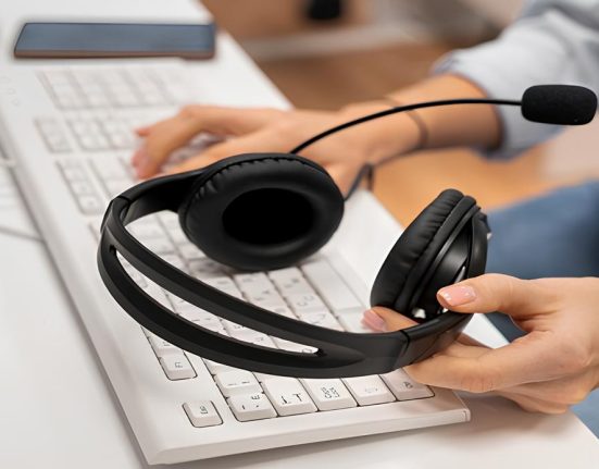 برقراری و مدیریت ارتباط با مشتریان با ابزارهای نوین پیشرفته (۱۴۰۴)