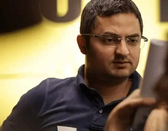 انصراف دیوار از بورس