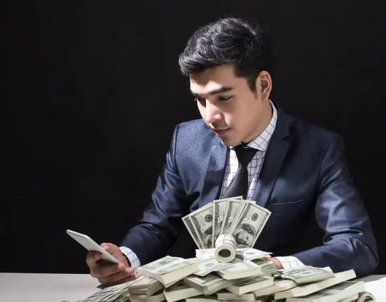 درآمد دلاری با چت جی پی تی